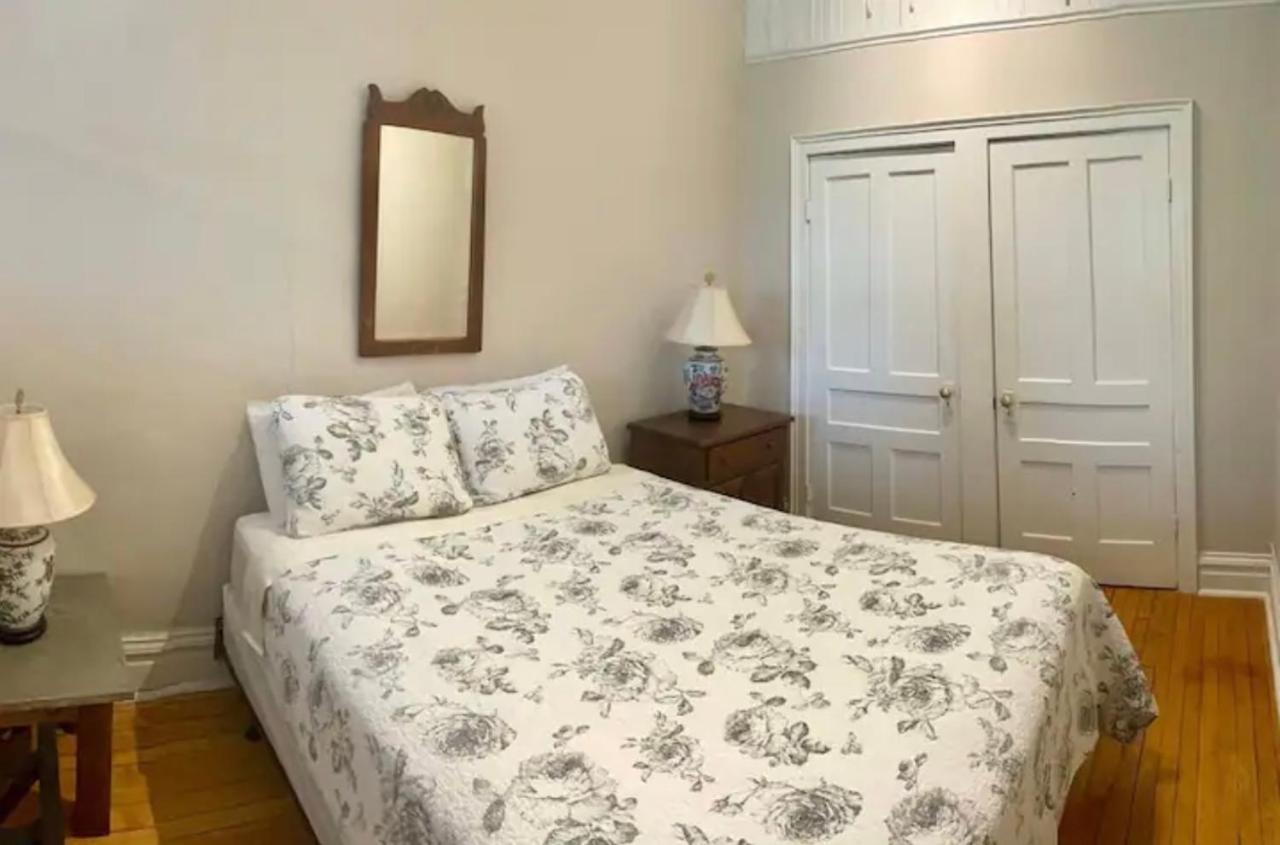 דירות סטראטפורד 32 Ontario St מראה חיצוני תמונה
